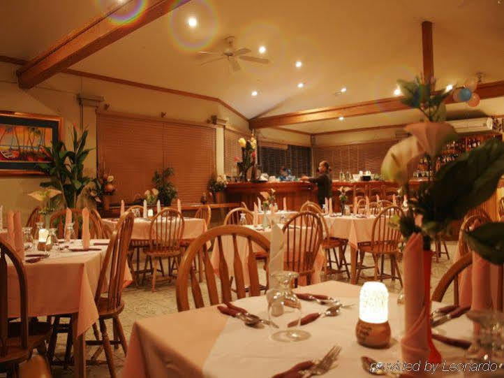 Tradewinds Hotel Сан-Фернандо Ресторан фото